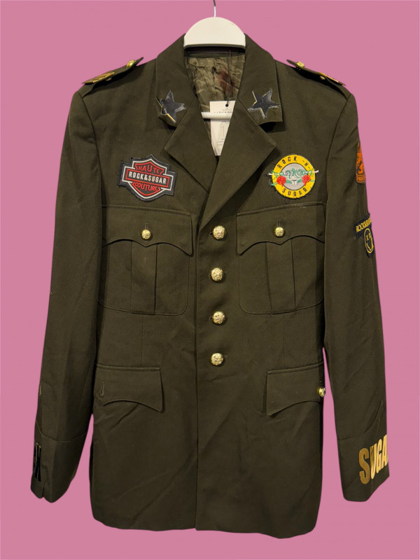 Abrigo militar Fakemous...