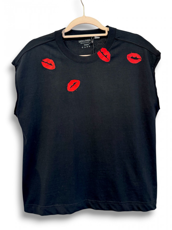 Camiseta Kisses Sin Mangas