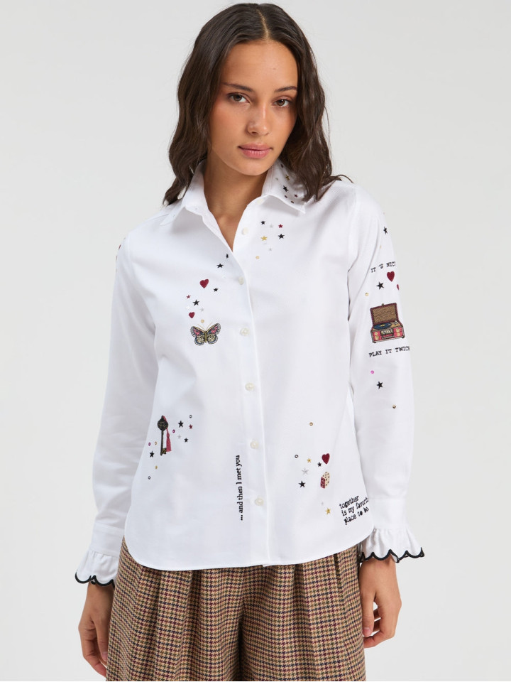 CAMISA BLANCA BORDADOS...