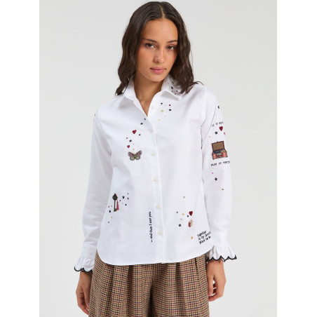 CAMISA BLANCA BORDADOS HOTEL VILAGALLO